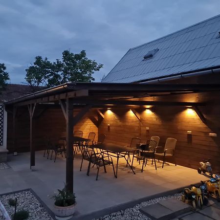 Friendly House In Boretice Exterior photo